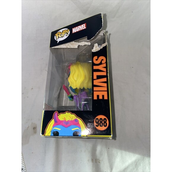Funko POP Marvel Sylvie Loki #988 Blacklight Special Edition New Box Damage - Picture 8 of 8